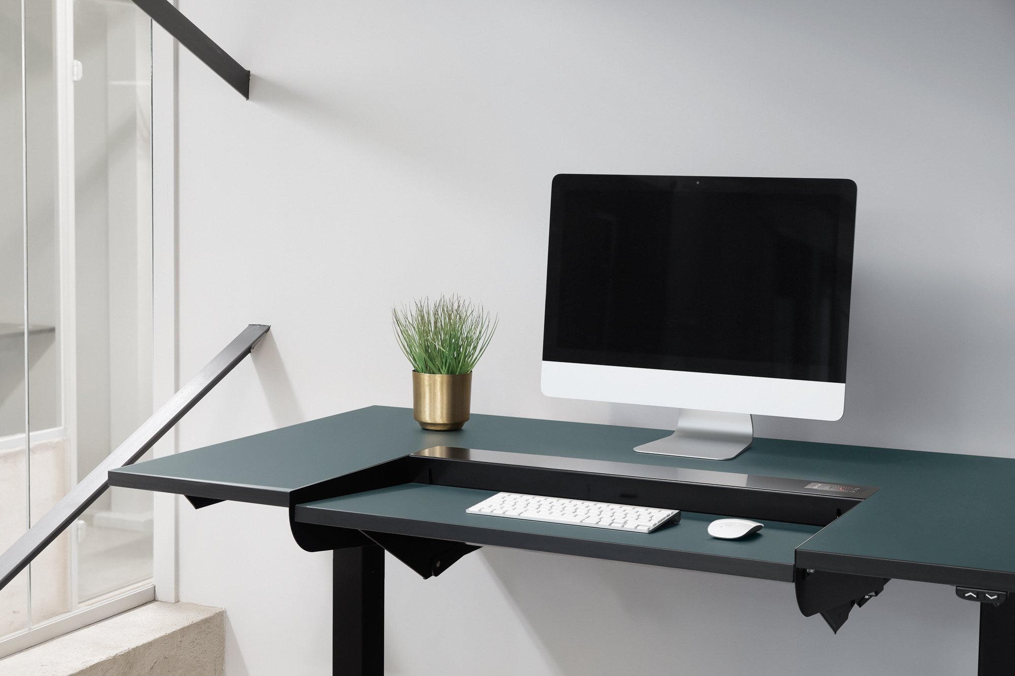 Dynadesk11252 WEBB